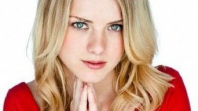 Showtime’s Shameless, Laura Slade Wiggins On Five Minutes Of Fame Photo