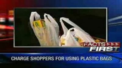 LA Bans Plastic Bags, Man Pays… Photo
