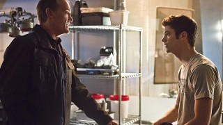 The Flash -- "Gorilla Warfare" -- Image FLA207B_0019b.jpg -- Pictured (L-R): John Wesley Shipp as Henry Allen and Grant Gustin as Barry Allen -- Photo: Cate Cameron/The CW -- ÃÂ© 2015 The CW Network, LLC. All rights reserved.