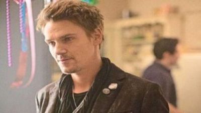 “Vampire Keith” Riley Smith How True Blood Fangs Work Photo
